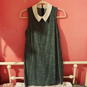 Petter pan collar dress